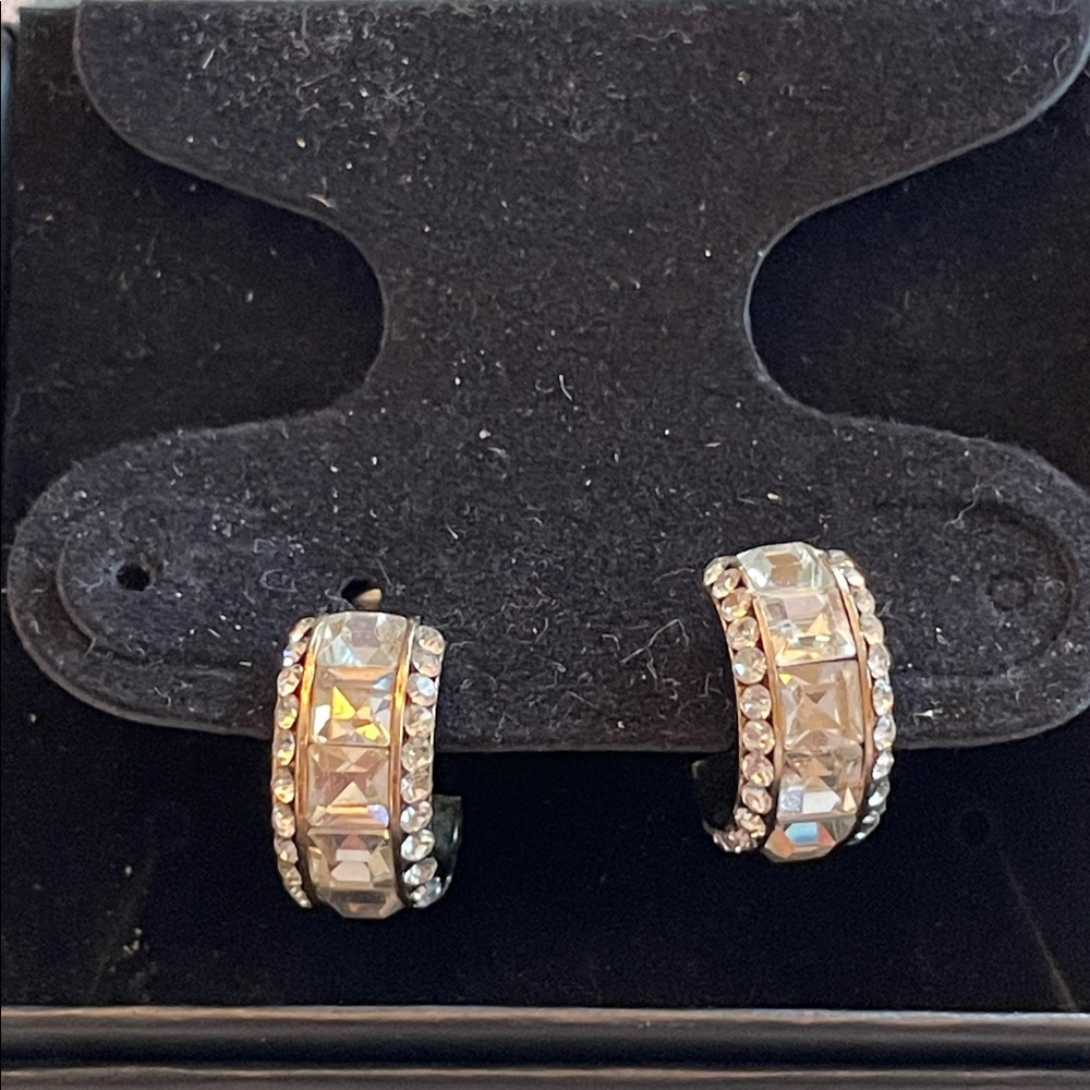 Elegant Cubic‎ Zarconia Post Earrings